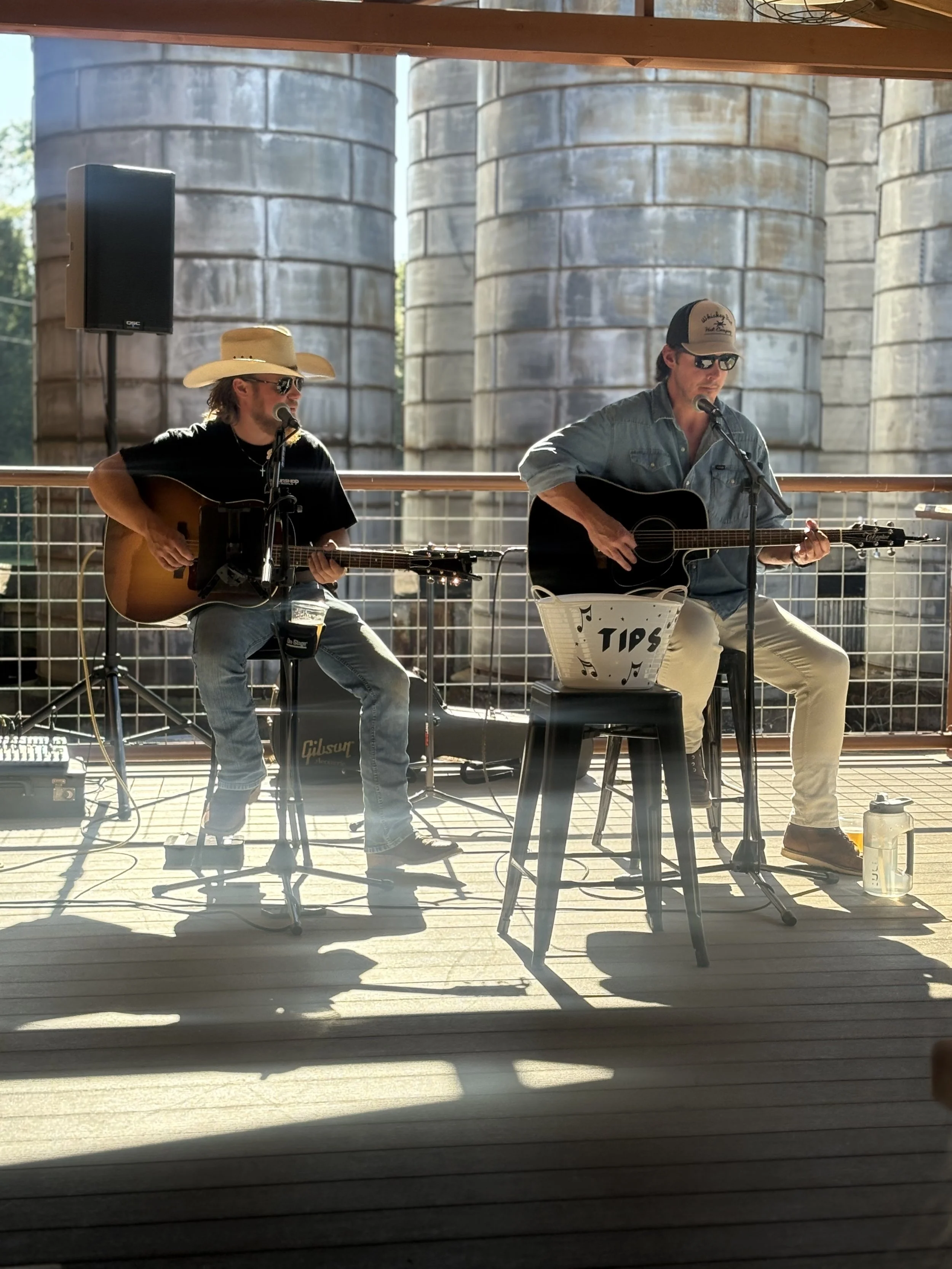 Live Music with Billy Bauer and Britt Moore (Billy &amp; Britt Nights Return)