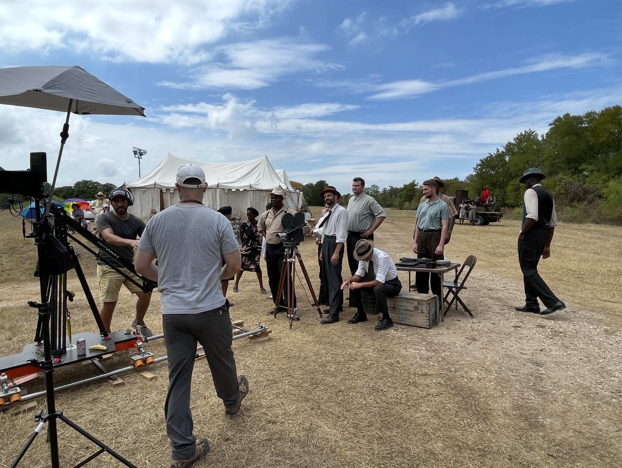 Behind-the-Scenes - Forging Texas - Making of a Classic - Near the Cross