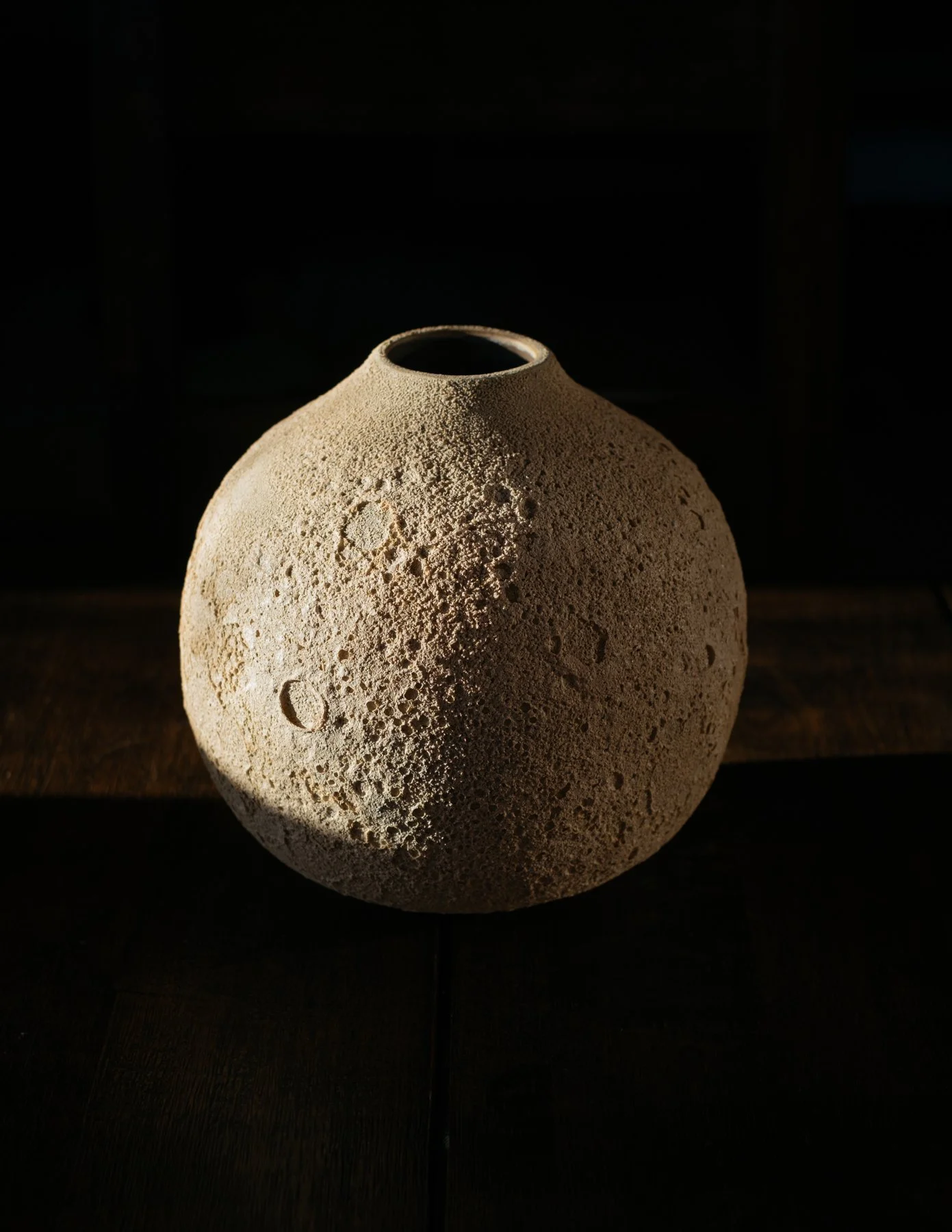 SOLD OUT - Textured moon jar, large, sand