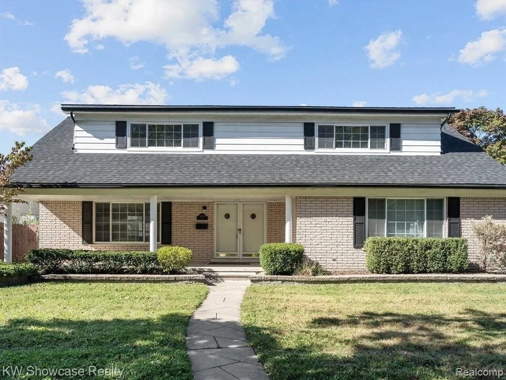 Home Sold, 30359 Lund Avenue, Warren MI