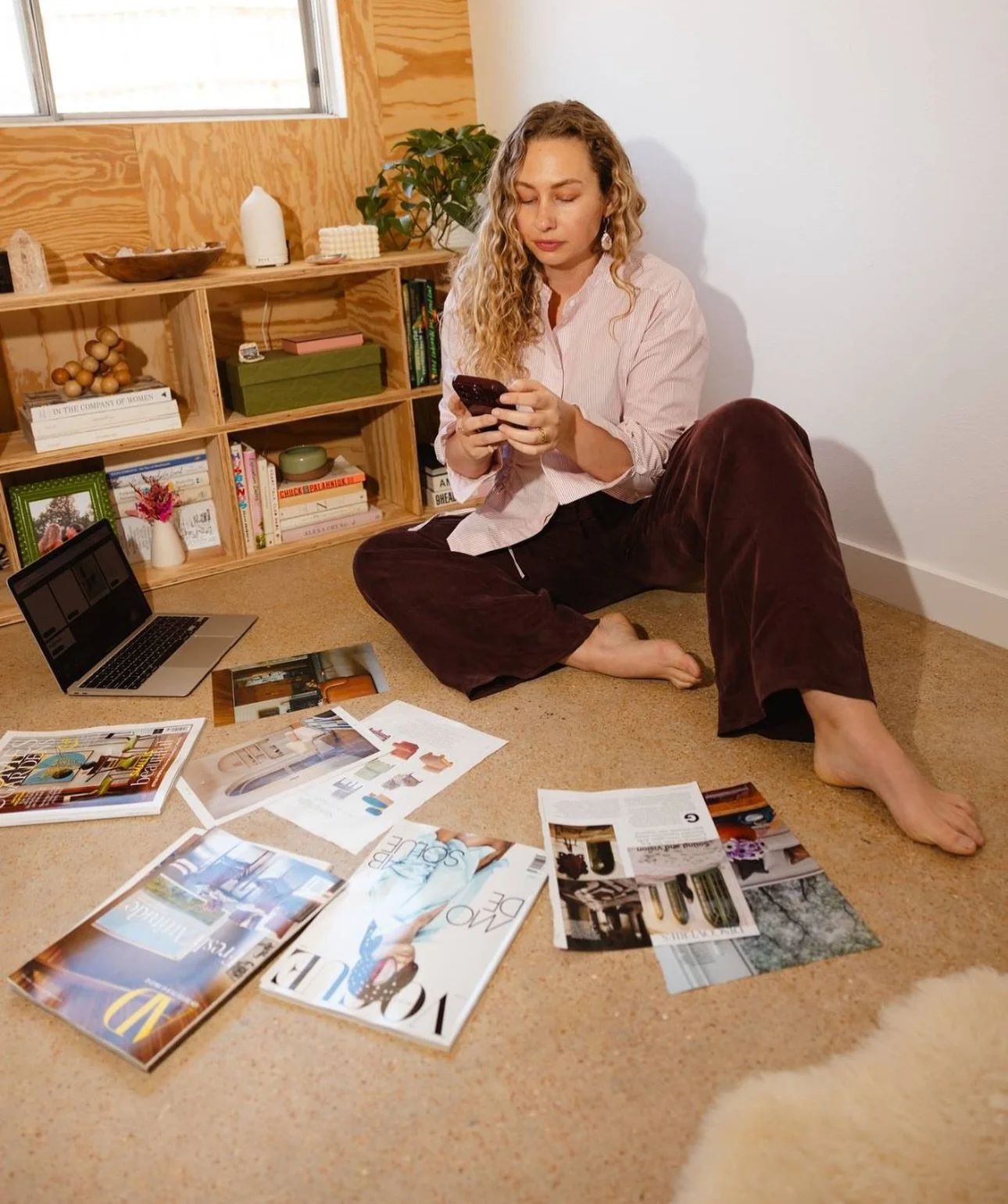 We are so back. 💻🤳🏼🎧☁️