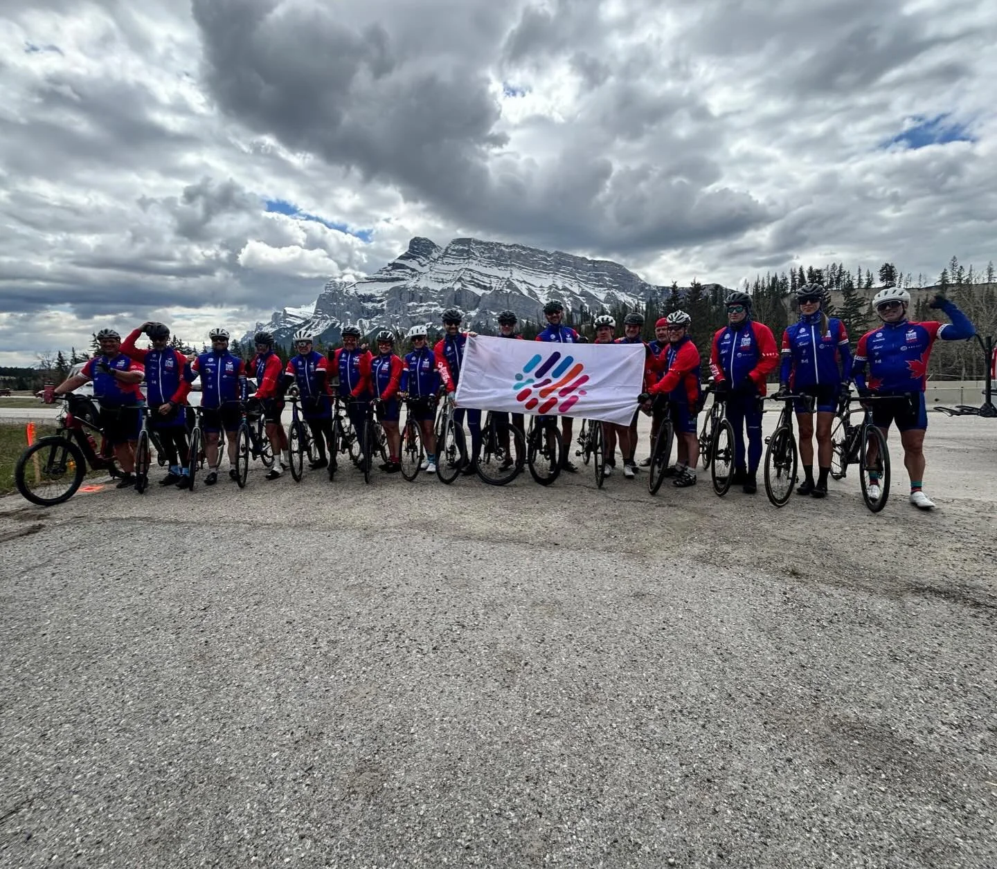 The road is long, but the mission is greater. 🚴&zwj;♂️🇨🇦

SPVM (Montreal Police Service) stopped in Banff during their cross-country ride from Montreal, Quebec, to Richmond, BC, in support of D&eacute;fi sportif AlterGo and the OneAbility Games, c