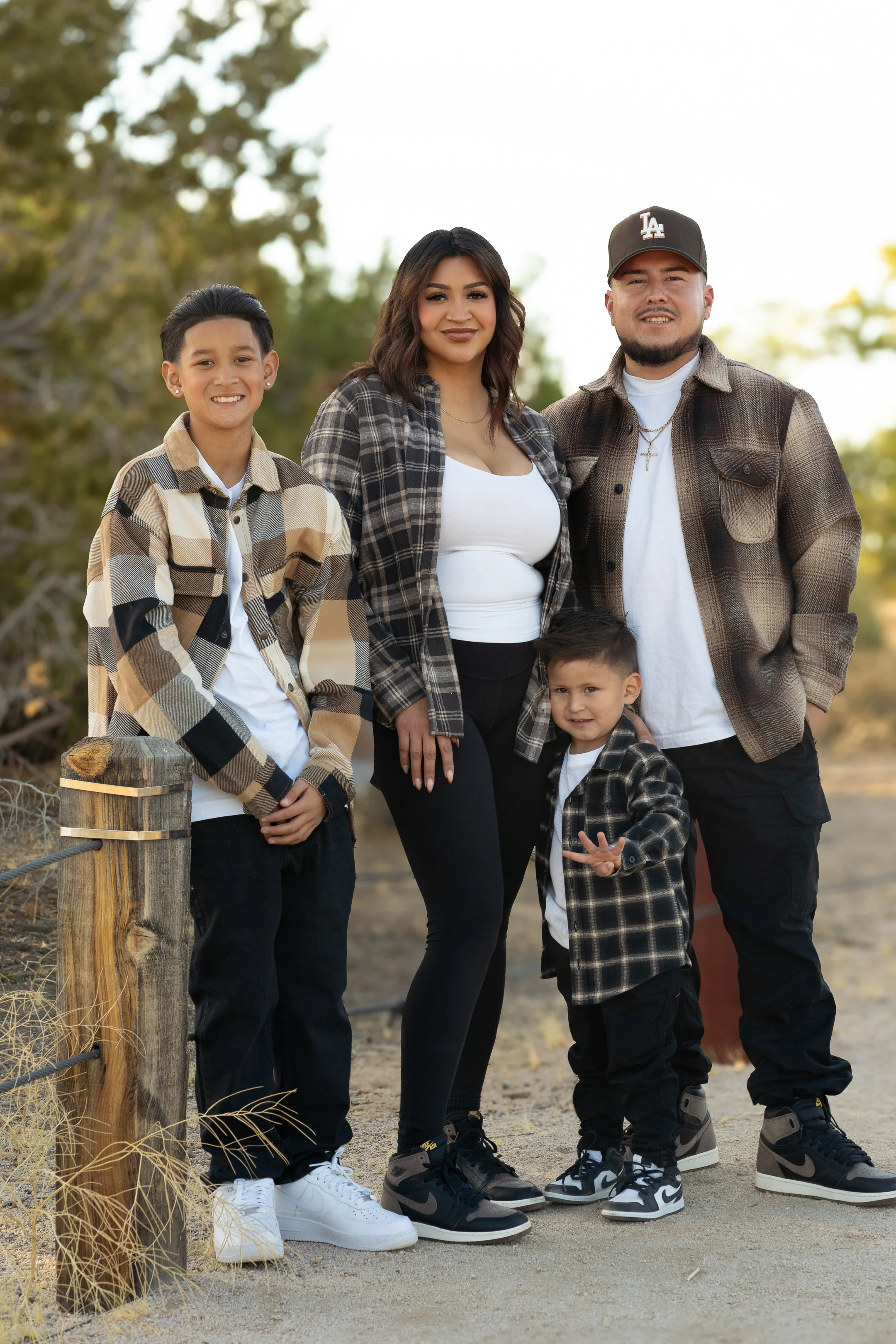Ochoa_Family_2023-4.jpg