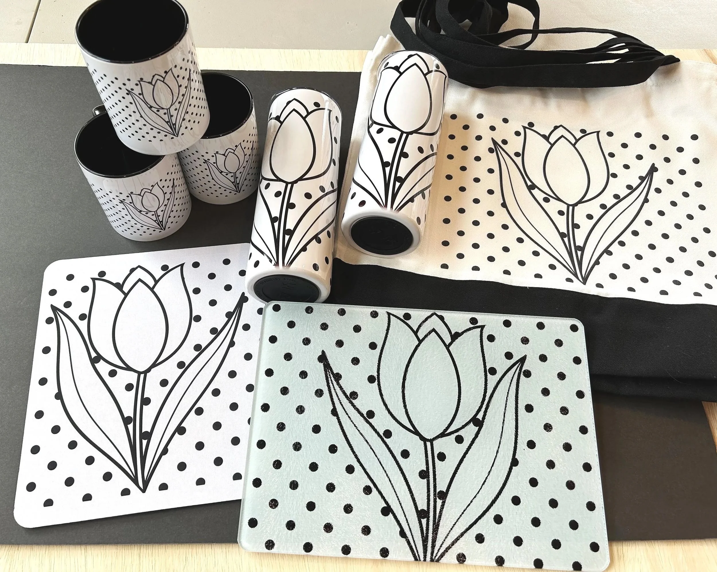 Black & White Dot - GIFT PACKAGE (Kitchen Towels/ Cutting Board/ Tumblers/ Mugs/ Tote Bag)