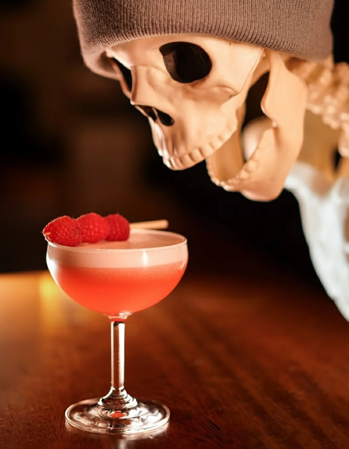 Old-school allure, new-school haunt. ☠️
CLOVER CLUB : gin &bull; raspberry &bull; lemon &bull; foam
A pre-Prohibition favorite that still slays. 🗡️💋
(model : Melvin Cloverhill) ✨

#inglewoodlounge #eastnashville #classiccocktails #ginlove #cocktail