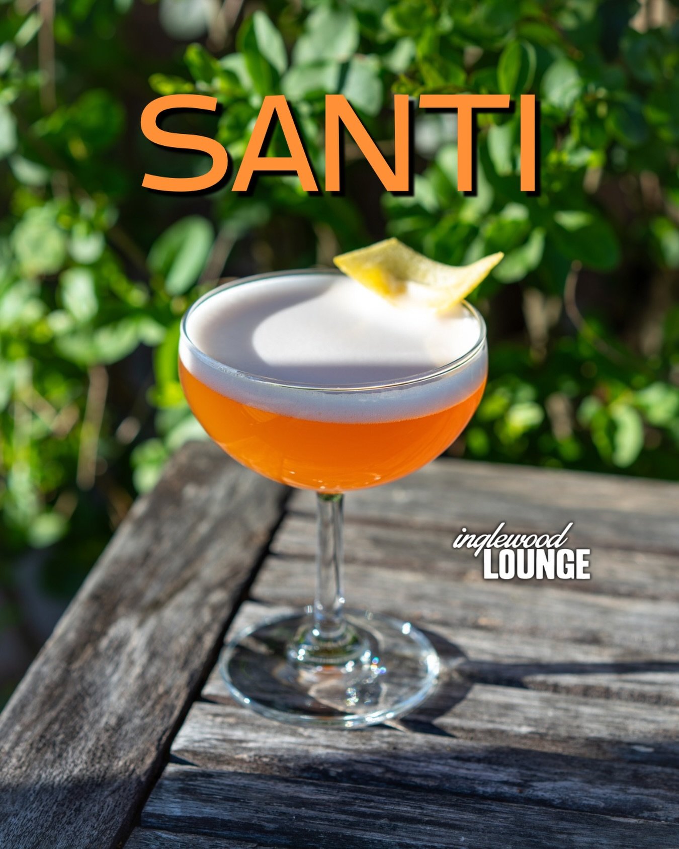 Sunshine w/ a bite. A patio ritual. 🍊🧂🍯
SANTI : tequila + aperol + salted honey + lemon

#inglewoodlounge #cocktails #eastnashville #cocktaillounge #santi 📸 : @misfitstagram