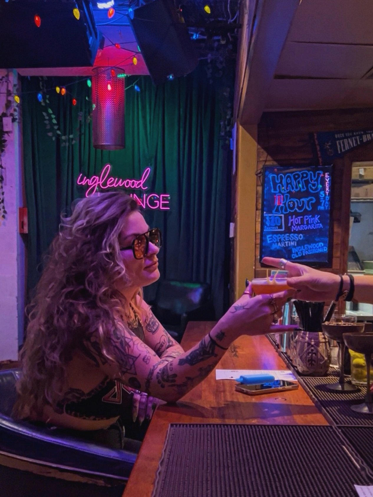 POV : Your Friday night seat at the bar. 🍸✨ Something about those chairs&hellip; iykyk. 😉🫂

#inglewoodlounge #eastnashville #cocktaillounge #neighborhoodbar #fridaynight