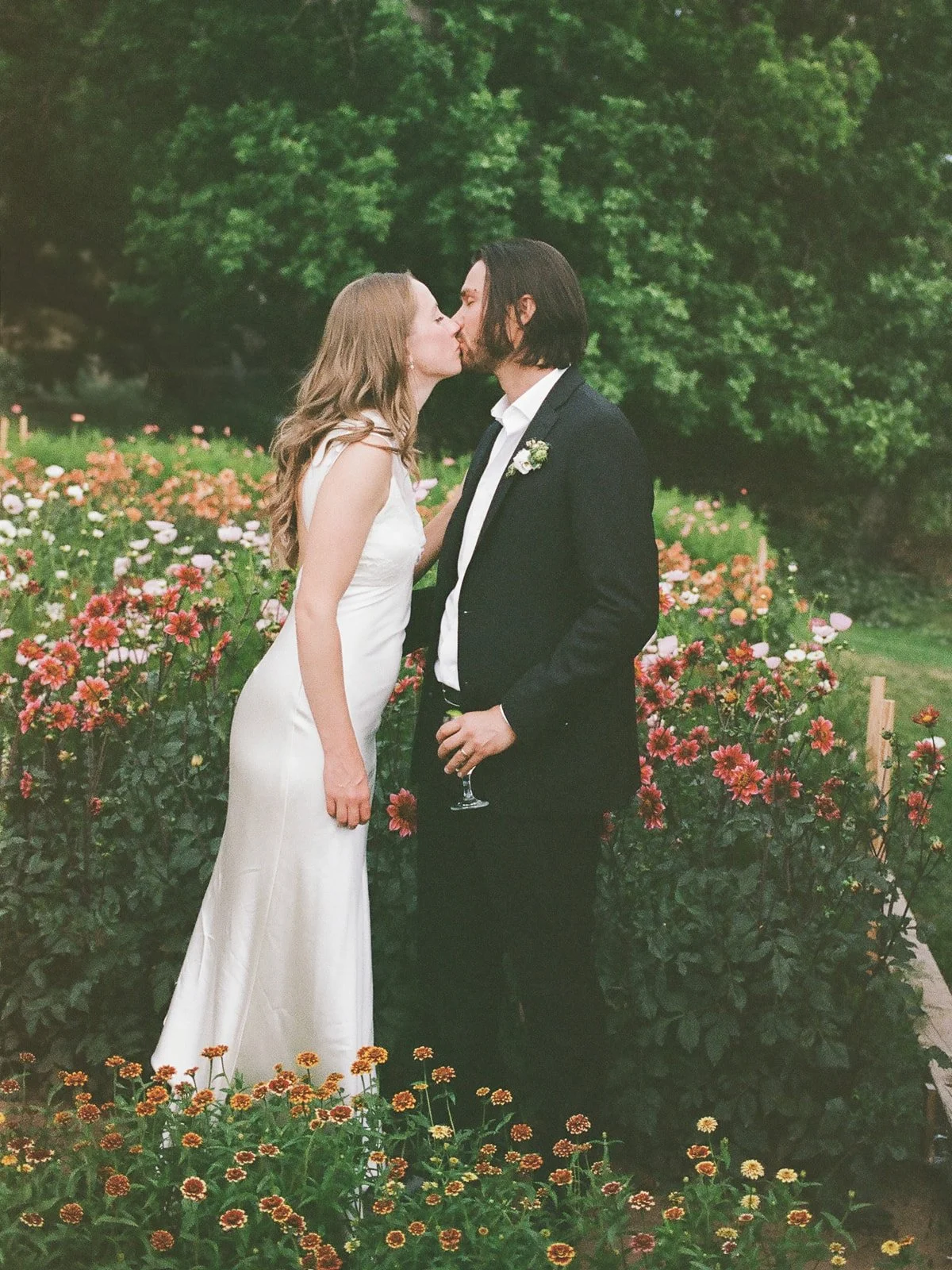 AnnieMikeWedding_FarmetteLyons_MadisonKatlinPhotography-25_websize (1).jpg