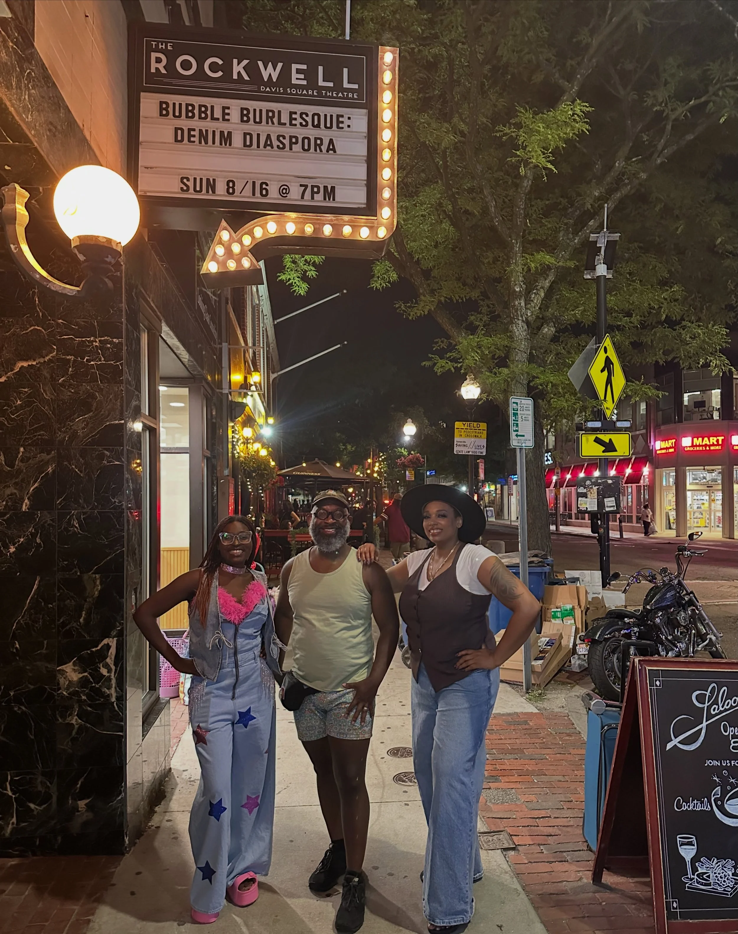 We remember to take a photo with the marquee this time!! Thank you @rockwellthtr for hosting bubble burlesque another year! 💙👖