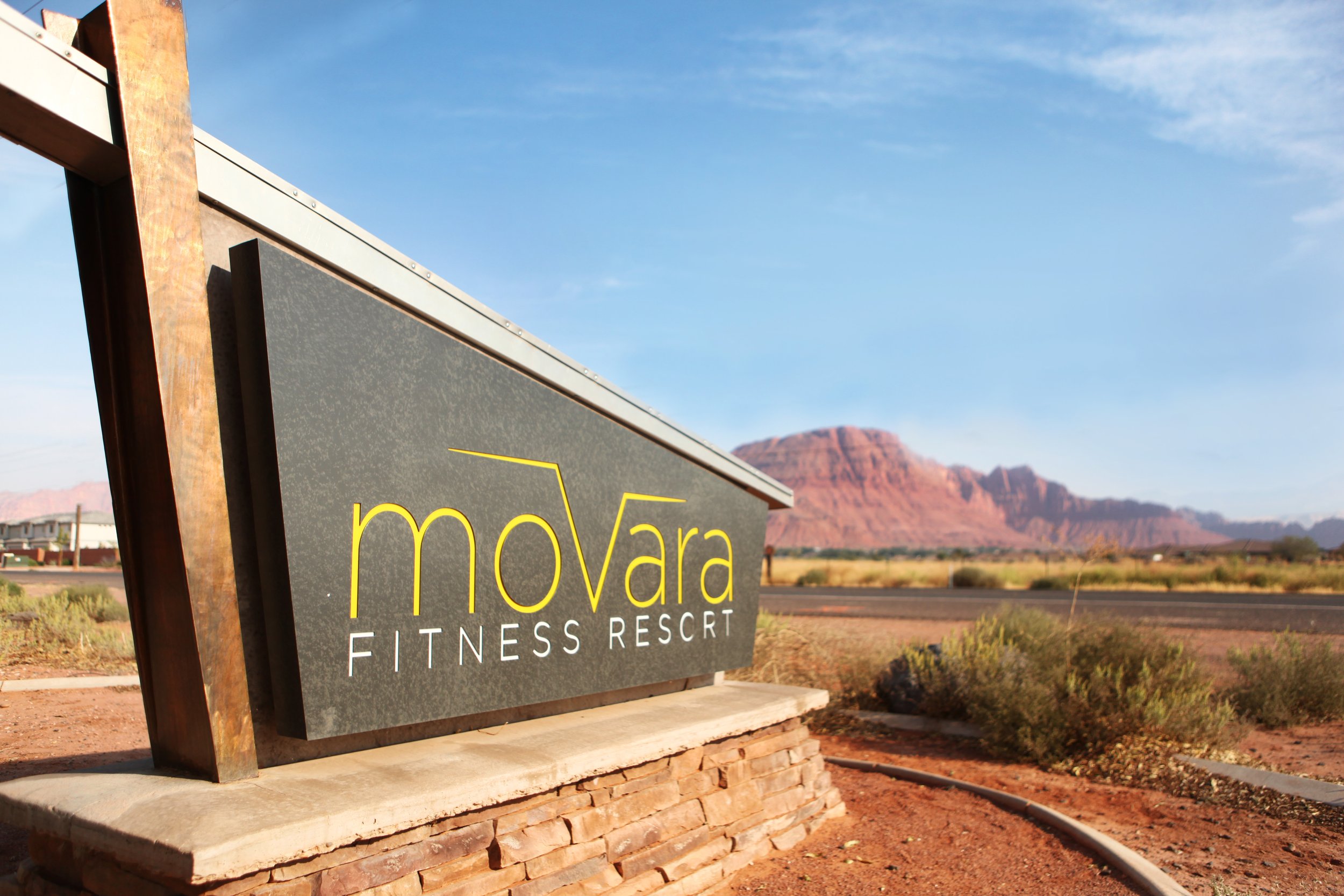 IMG_6251movarasign.jpg