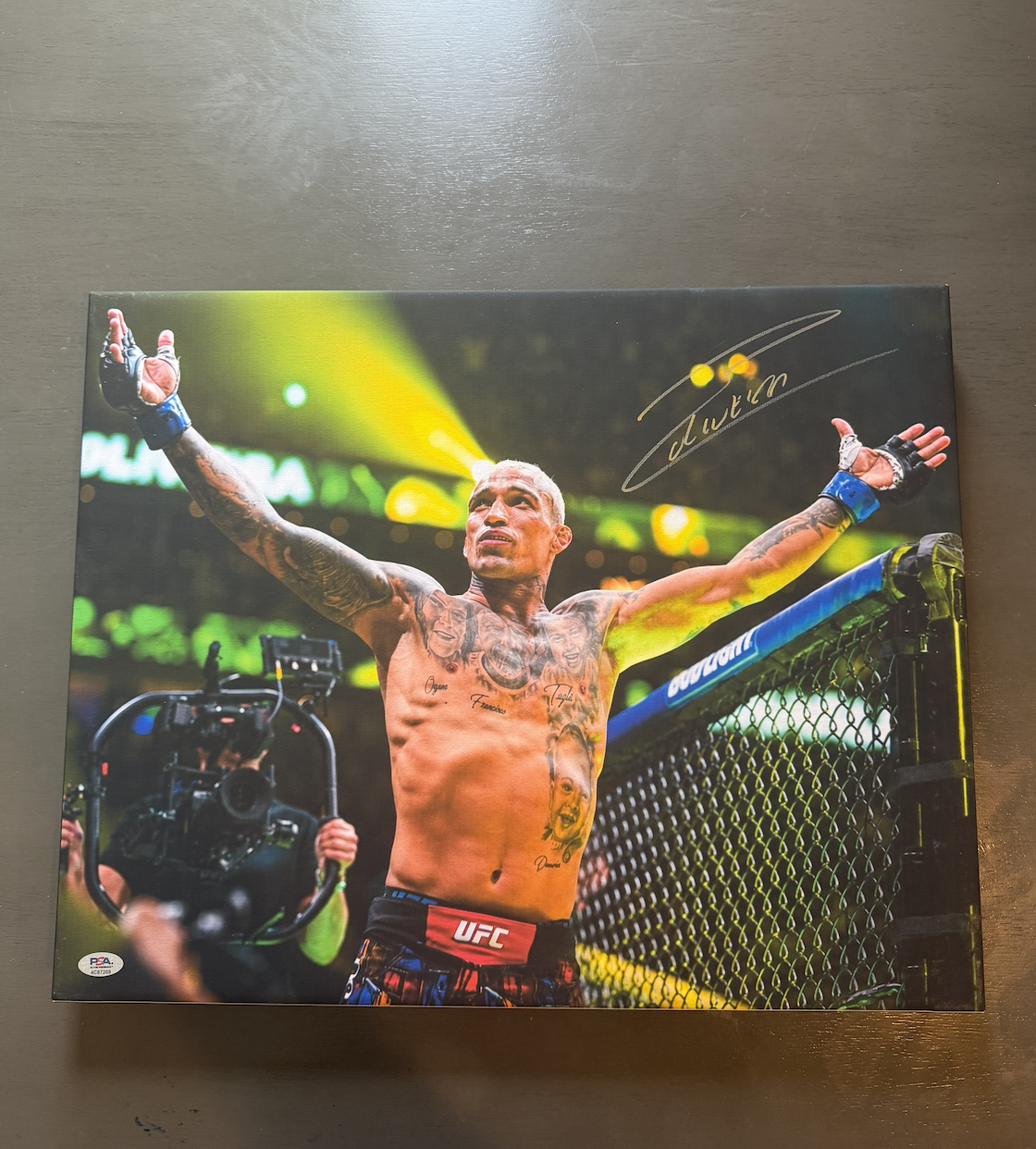 CHARLES OLIVEIRA AUTOGRAPHED 16X20 CANVAS (PSA WITNESSED)