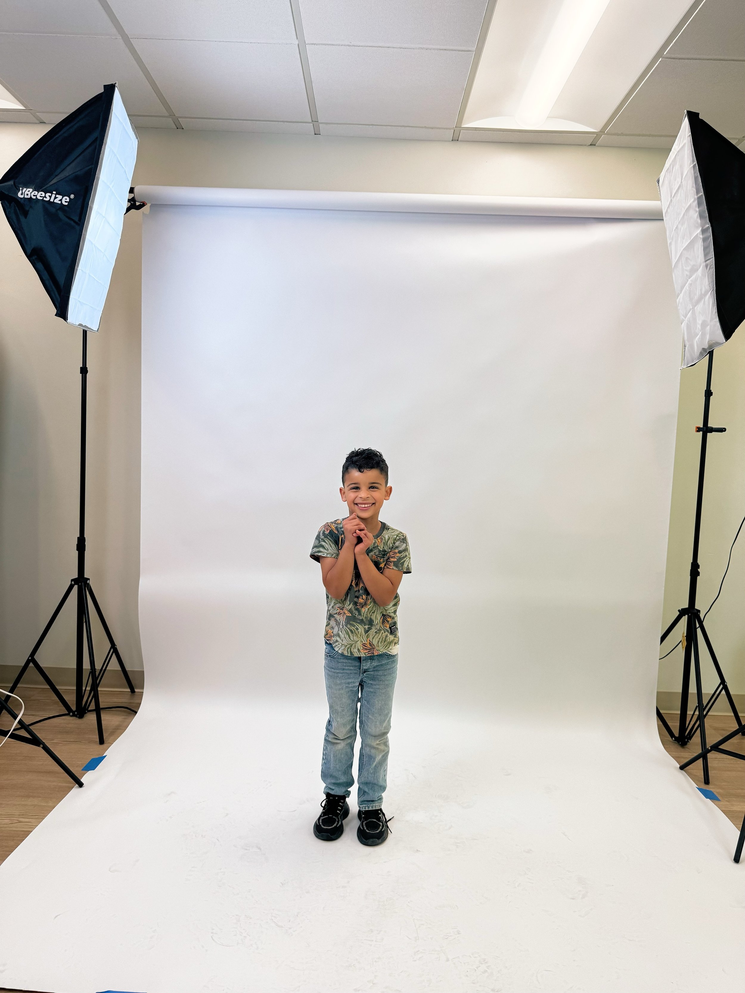 Tell us you&rsquo;re the OWNER&rsquo;S SON without telling us 😂😂😂😍😍😍🤩🤩🤩 - bring your kid to work day ❤️ Justin&rsquo;s son had the best time at the office ❤️

#kidmodel #modeling #acting #actor #scouted