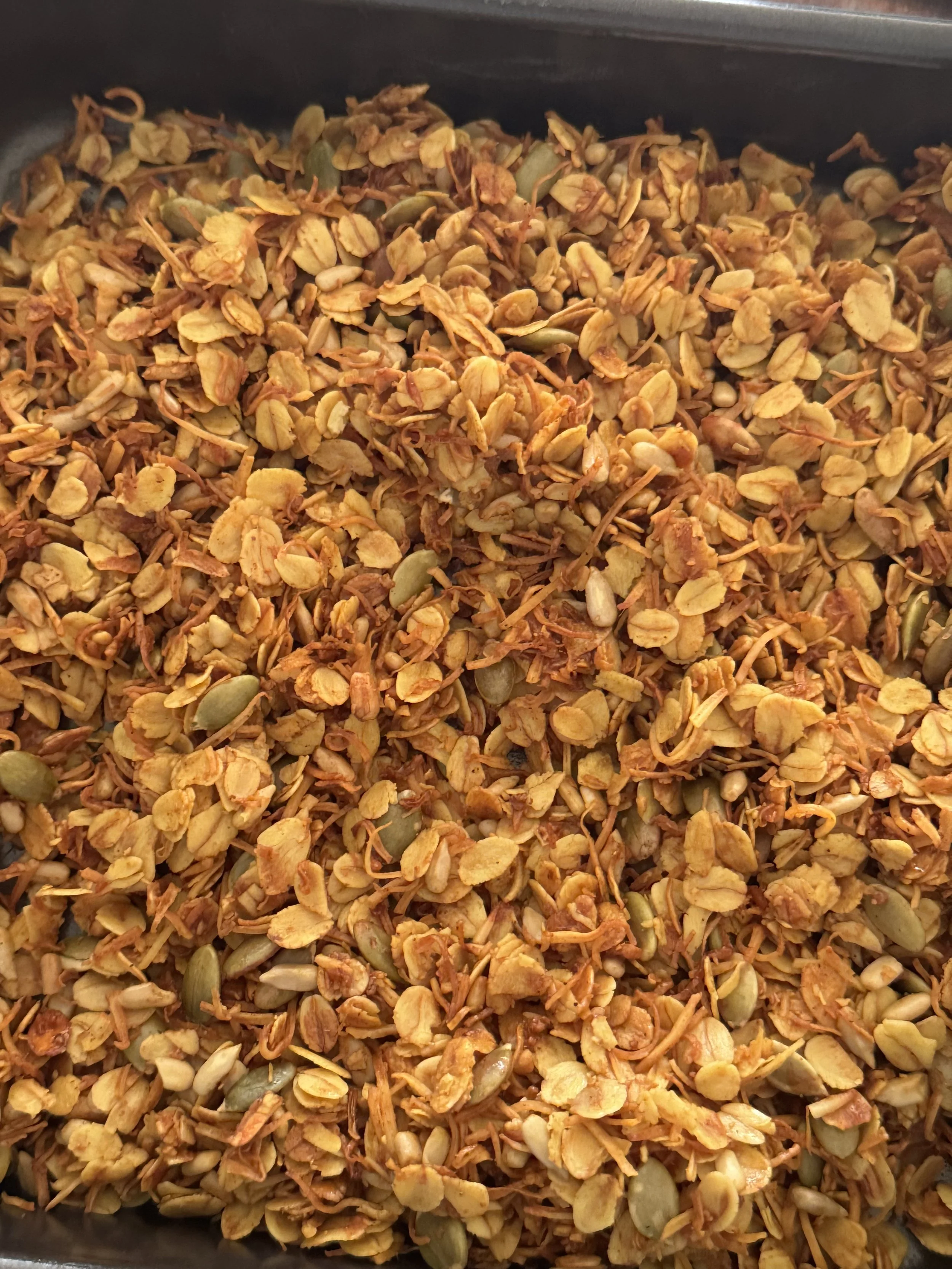 Golden Turmeric Granola 