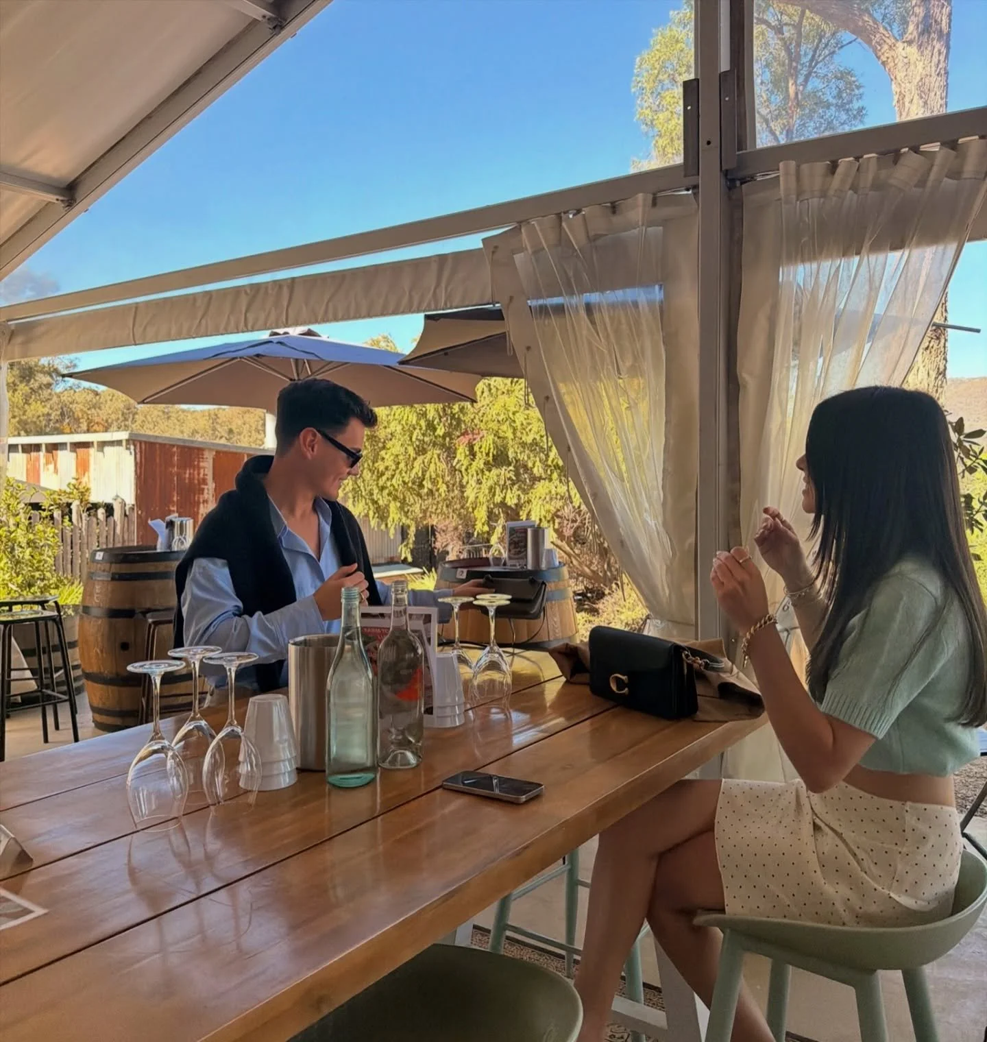 A long weekend in Mudgee, NSW 🤍🥂

We booked a last minute weekend in Mudgee and had the most gorg time!!

⏰ Drive time from Sydney is just over 3.5 hours so would recommend staying for 2 nights if you can!

🏠 Where we stayed:
We booked an @airbnb 
