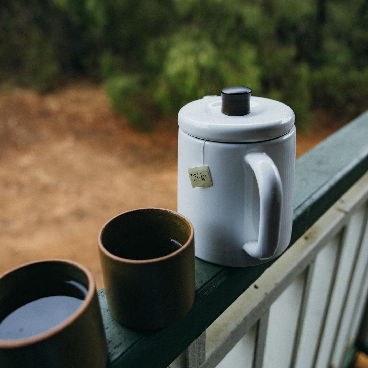 Nature has a way of rejuvenating the soul and there&rsquo;s nothing quite like enjoying a warm cup of complimentary local @rippleeffecttea while soaking in the bush views🍵🍃 

📷 @lajosjohnvarga 

#YallingupForest #yallingup #Naturaliste #RippleTea 