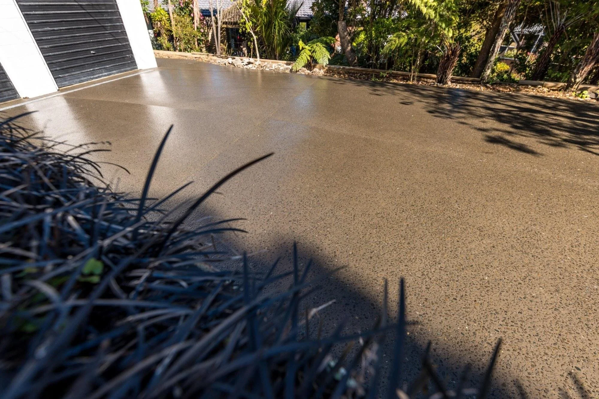 Concrete Driveways vs Asphalt vs Gravel: Why Concrete Wins