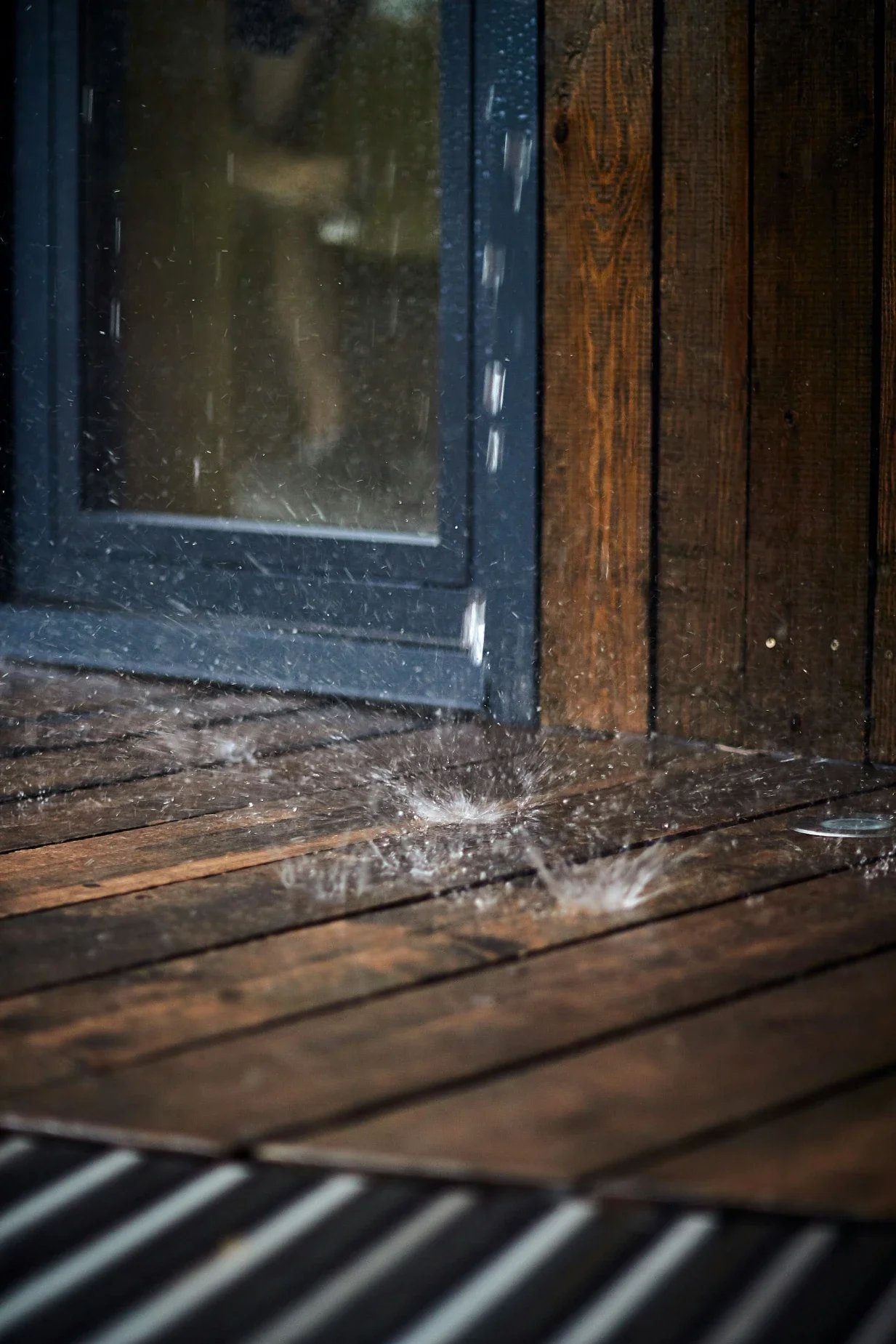 The Homeowner Guide to Dealing with Sudden Water Damage