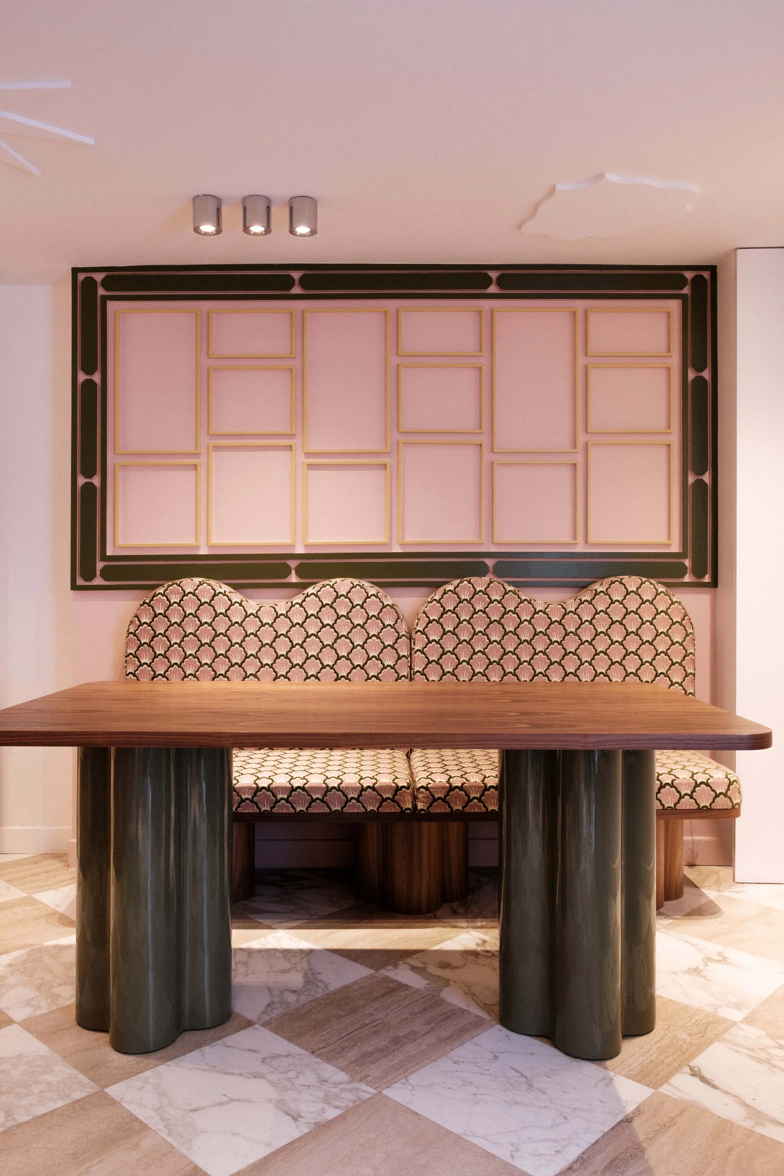 Table de salle à manger Flora rectangle noyer pied vert olive