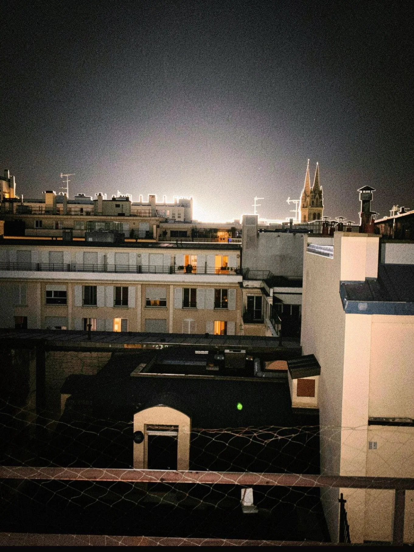 #paris#moon#light#photograph