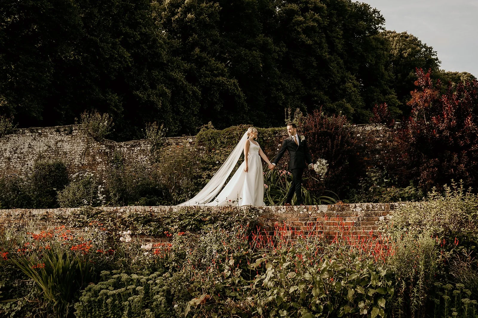 Madison and Stephen. Photos. www.photographybylouisajane.com.jpg