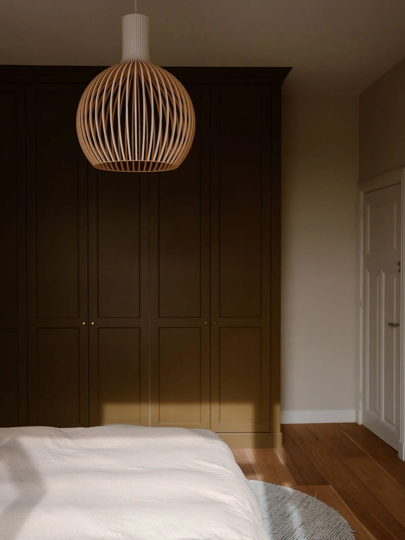 ZOMERTIJD || Yes - zomertijd! Het is 20u en het is nog steeds licht, heerlijk!

Voor deze slaapkamer heb ik meegedacht over het maatwerk en de kleuren. Geen tekenwerk oid. Soms is er niet veel nodig om een ruimte naar het zin te maken. 💛

#liveadvie