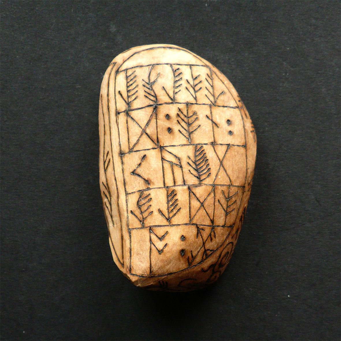 RunePendant5.jpg