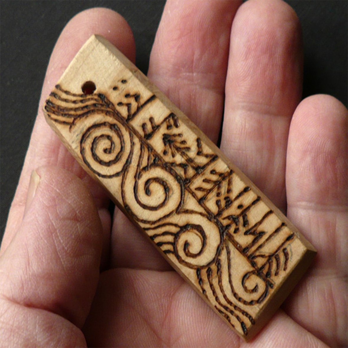 RunePendant3.jpg