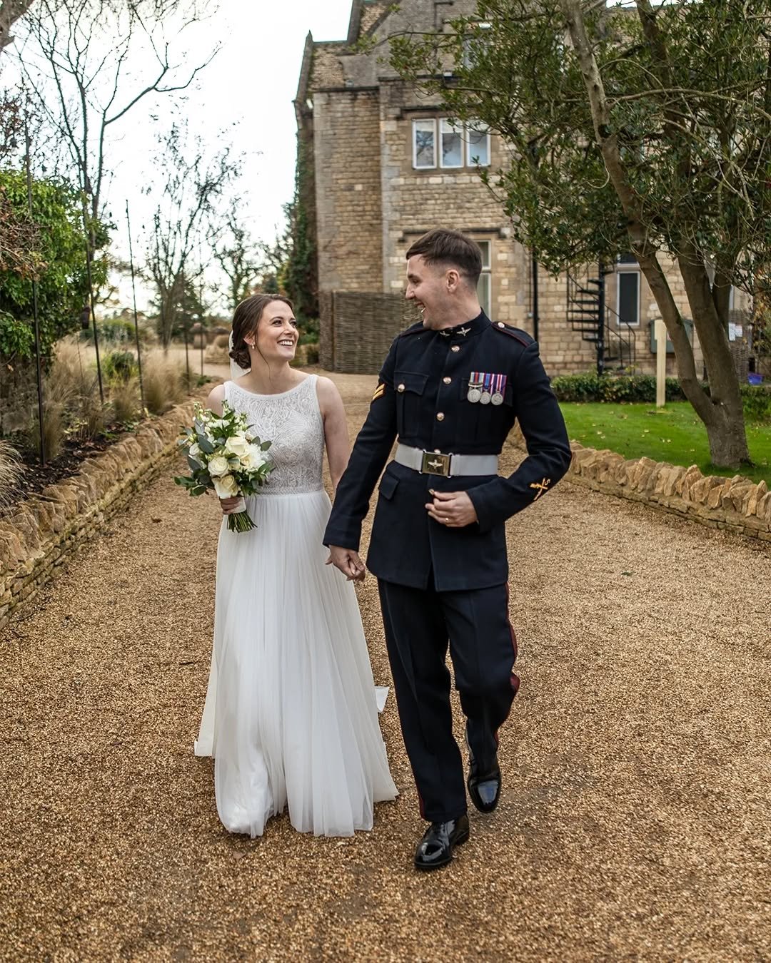 Claire &amp; John at their wedding at @hyde_house 🖤

Venue: @hyde_house
Mua: @frweddings
Venue decor: @styletopiauk 
Flowers: @thestowflowershop 
Magician: @darrencampbellmagician Cake:@hannahculleyscakes 

#cotswoldwedding #hydehouse #ukweddingphot