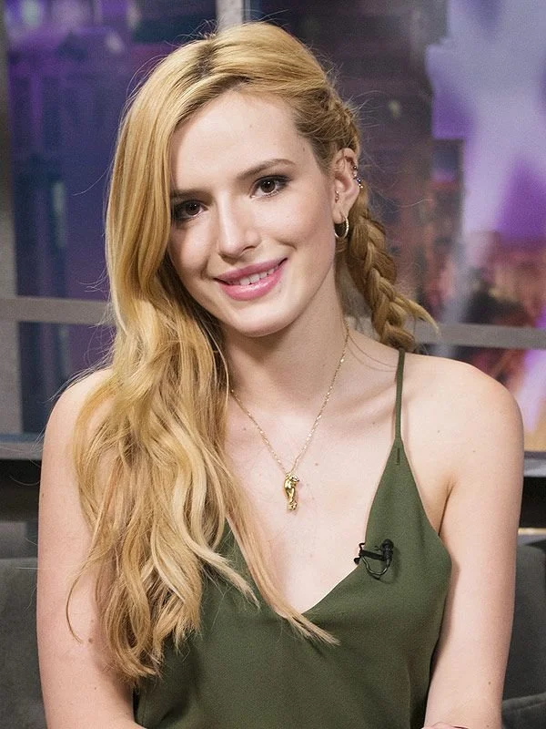 Bella Thorne @bellathorne 33M Followers