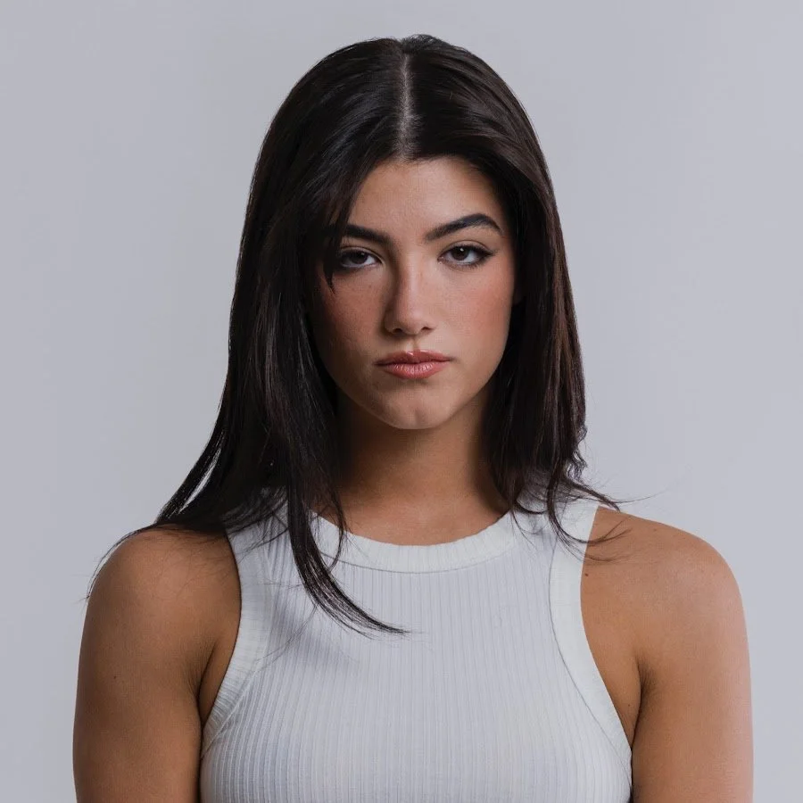 Charli D’Amelio @charlidamelio 41M Followers