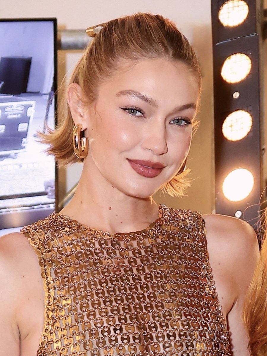 Gigi Hadid @gigihadid 71M Followers