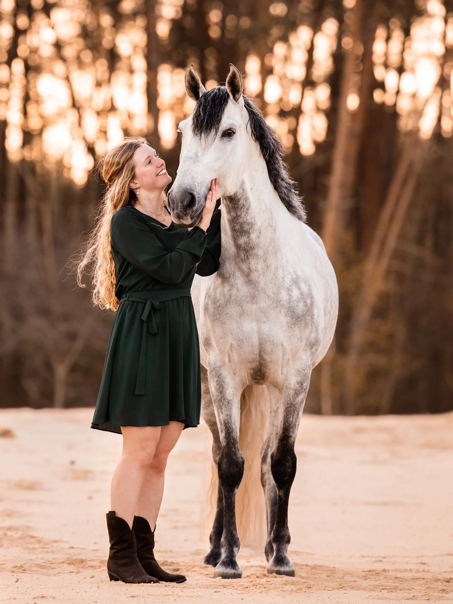 &ldquo;Whatever our souls are made of, his and mine are the same.&rdquo; Sorry Heathcliff, you never stood a chance. 💕🐴

Happy Valentine&rsquo;s Day. 🌹

#WutheringHeights #KirstyPastoMedia #ValentinesDay