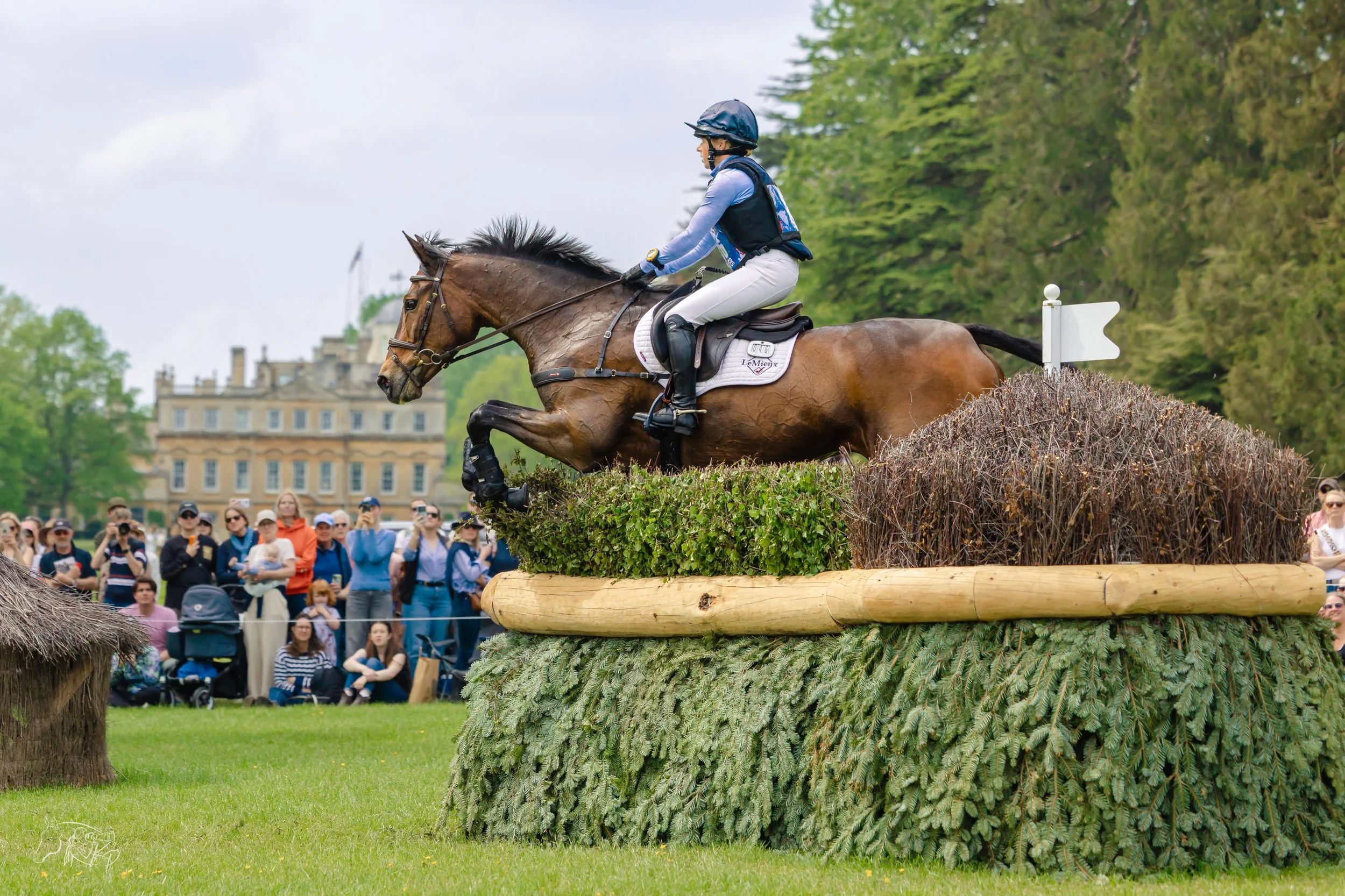 That five-star feeling! 🌟 

@ros_canter_eventing and Lordships Graffalo showing us all how it&rsquo;s done at @bhorsetrials. 👌

📸 @kirsty_pasto 

#KirstyPastoMedia #BHT26 #Eventing