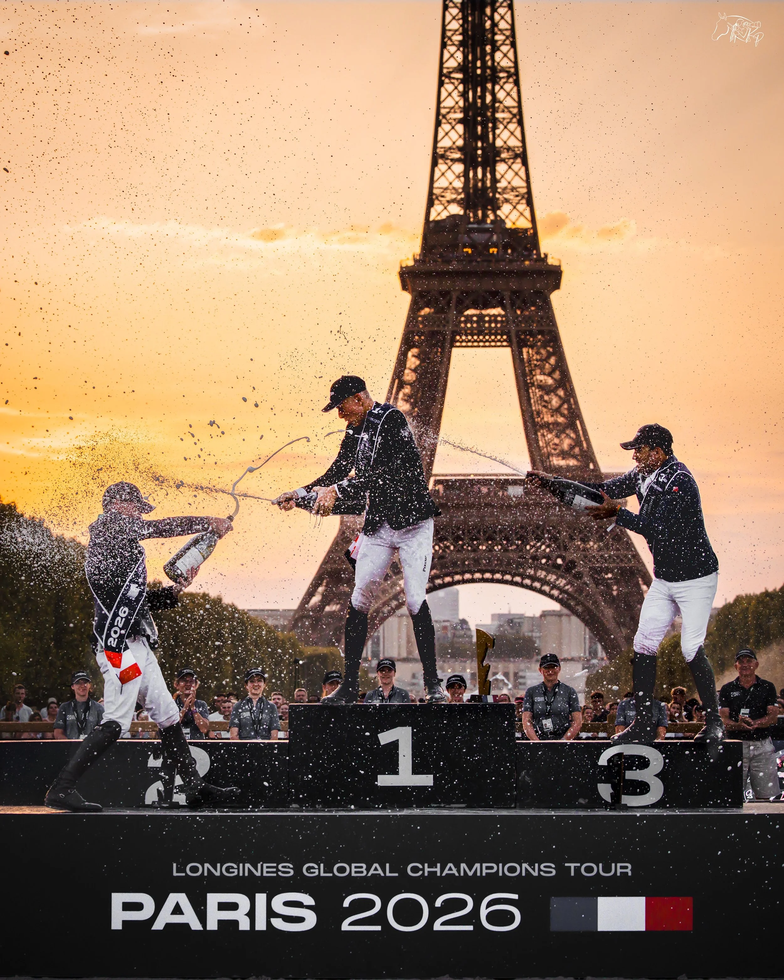 Podium, Paris style! 🍾🌅

📸 @kirsty_pasto 

#KirstyPastoMedia #LPEJ2026