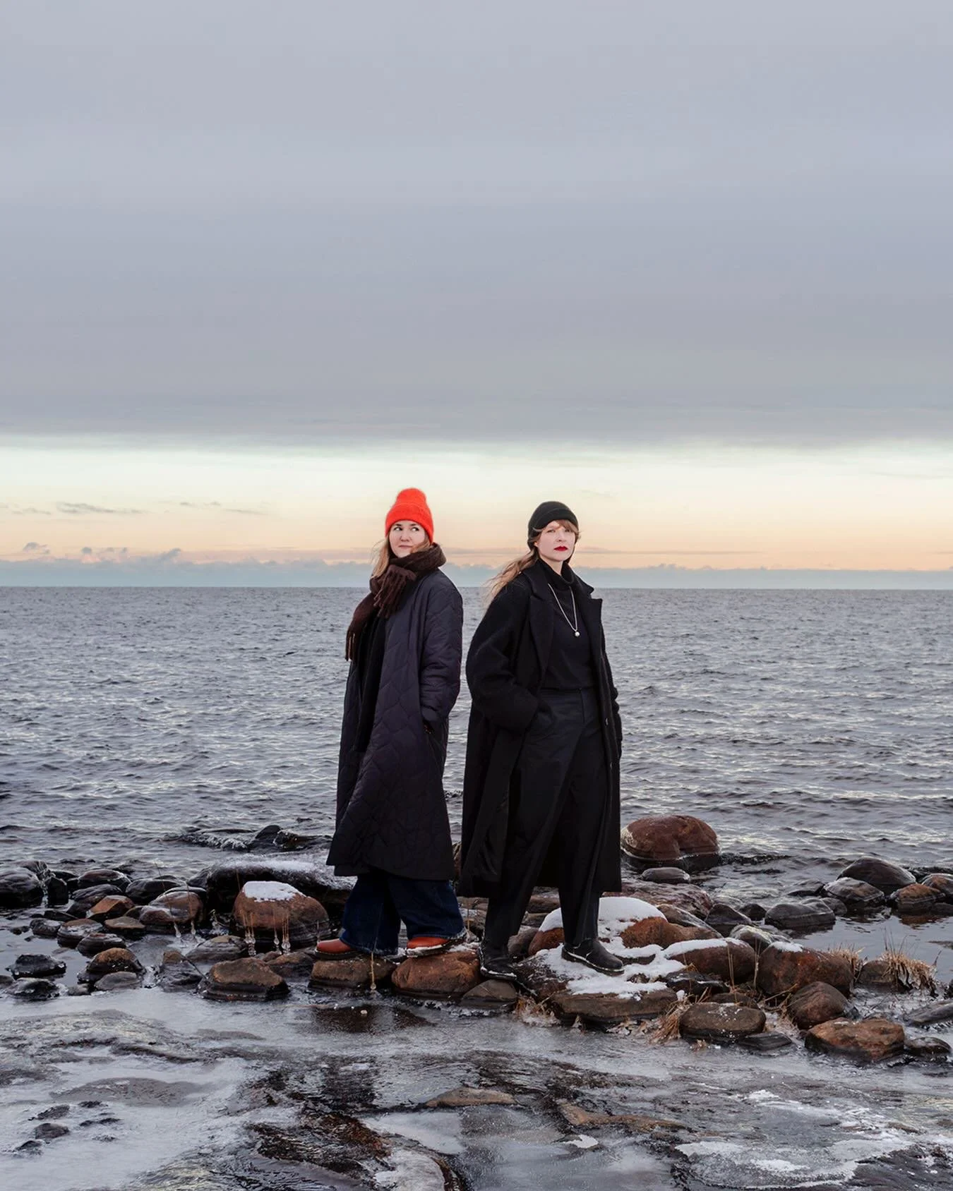 K&auml;vimme kuvaamassa Kokkolan H&auml;llsk&auml;riss&auml; yhteisty&ouml;lle kuvia ja kun ly&ouml;tiin p&auml;iv&auml; lukkoon, oli tiedossa lumetonta plussakeli&auml;. Kuvausp&auml;iv&auml;lle oli kuitenkin tullut pieni lumikerros ja asteet pudonn