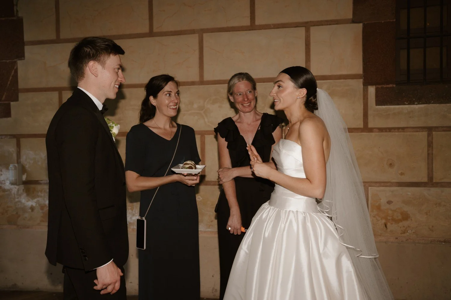 PearlSandals wedding planners discussing the wedding day with a couple in Barcelona