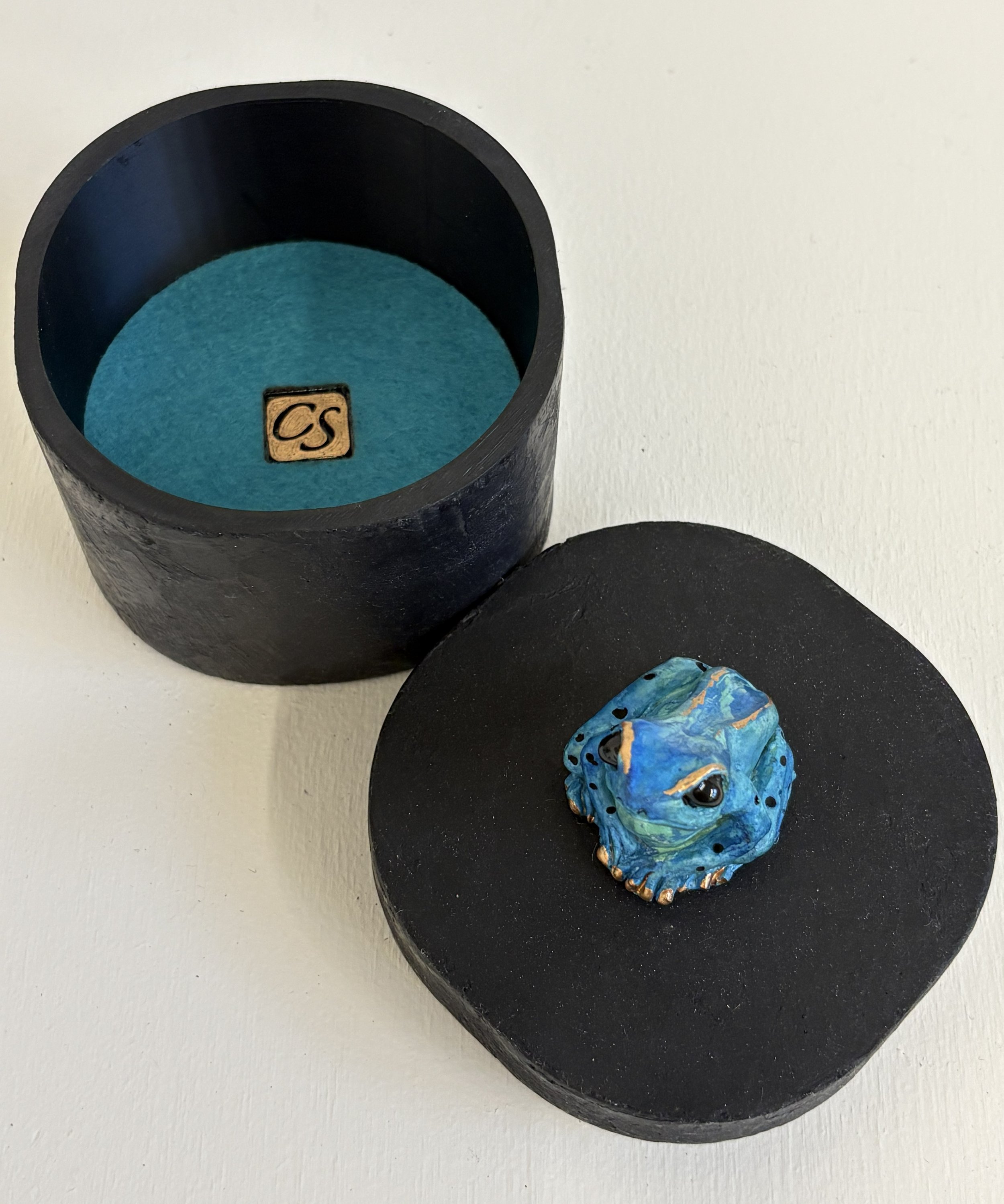 Blue on Blue Round Frog Box Open View.jpg