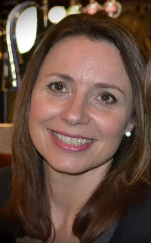 Image-of-a-happy-client-Lisa