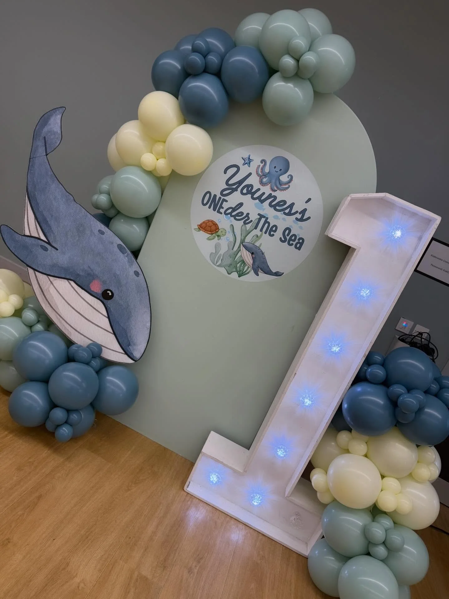 💙DELUXE | PACKAGE 💙 BALLON BACKDROP + DECOR 💙
:
:
 &bull;BALLON DECOR ON OUR SOFTPLAY IS AVAILABLE 
&bull;BACKDROPS ARE AVAILABLE 
&bull;ADULT  CHAIRS, LINEN,  EVENTS ORGANISING IS AVAILABLE NOW!!!
&bull;ASK FOR KIDS TABLES, CHAIRS AND DECOR TOO 
