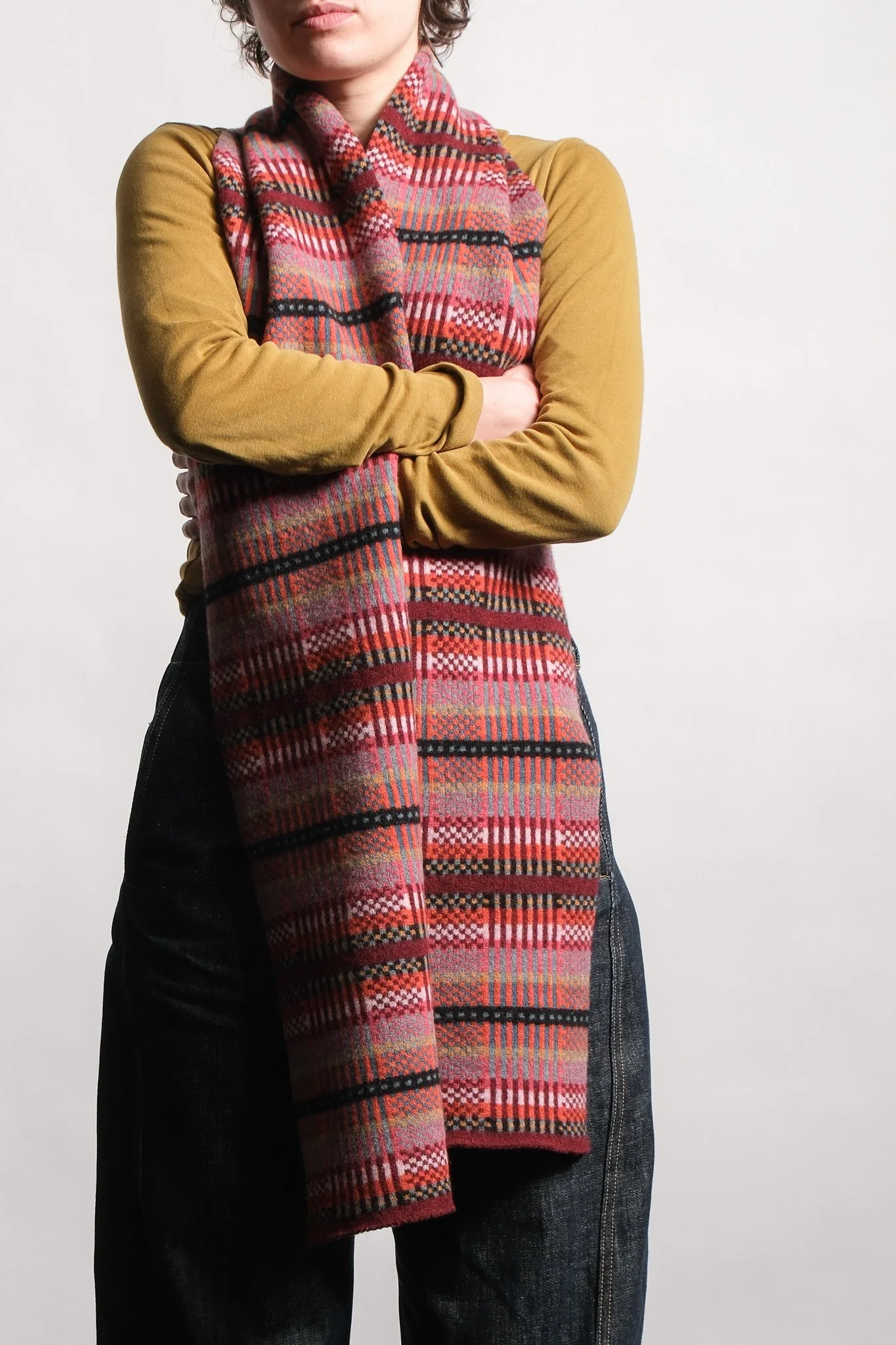 Gweni-Gwyllt-Modern-Tarten-Scarf.jpg