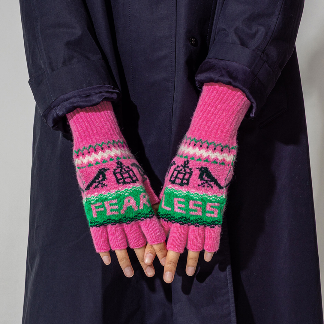 AW25_FEARLESS_BUBBLEGUM.png