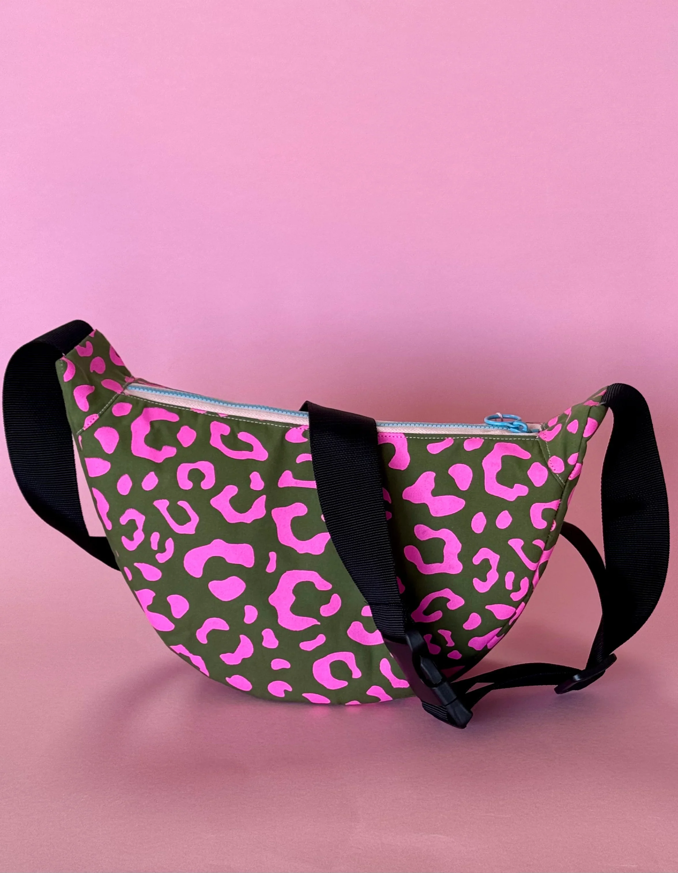 Gweni-Gwyllt - Crossbody - Green- and-pink-leopard-print.webp