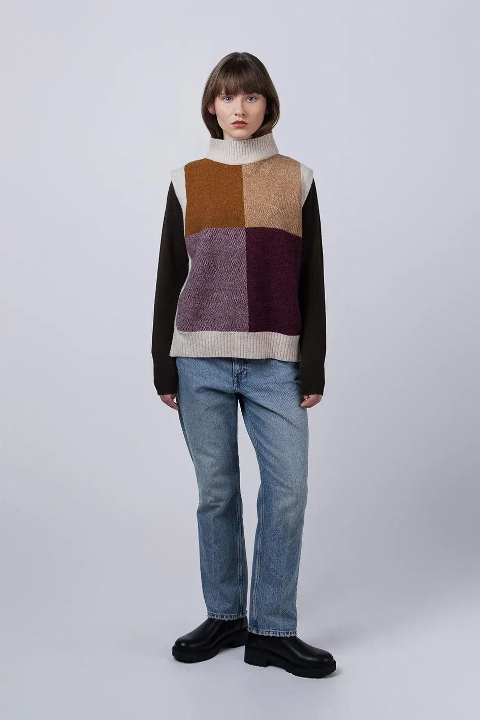 GweniGwyllt-Colourblock-Cream.webp