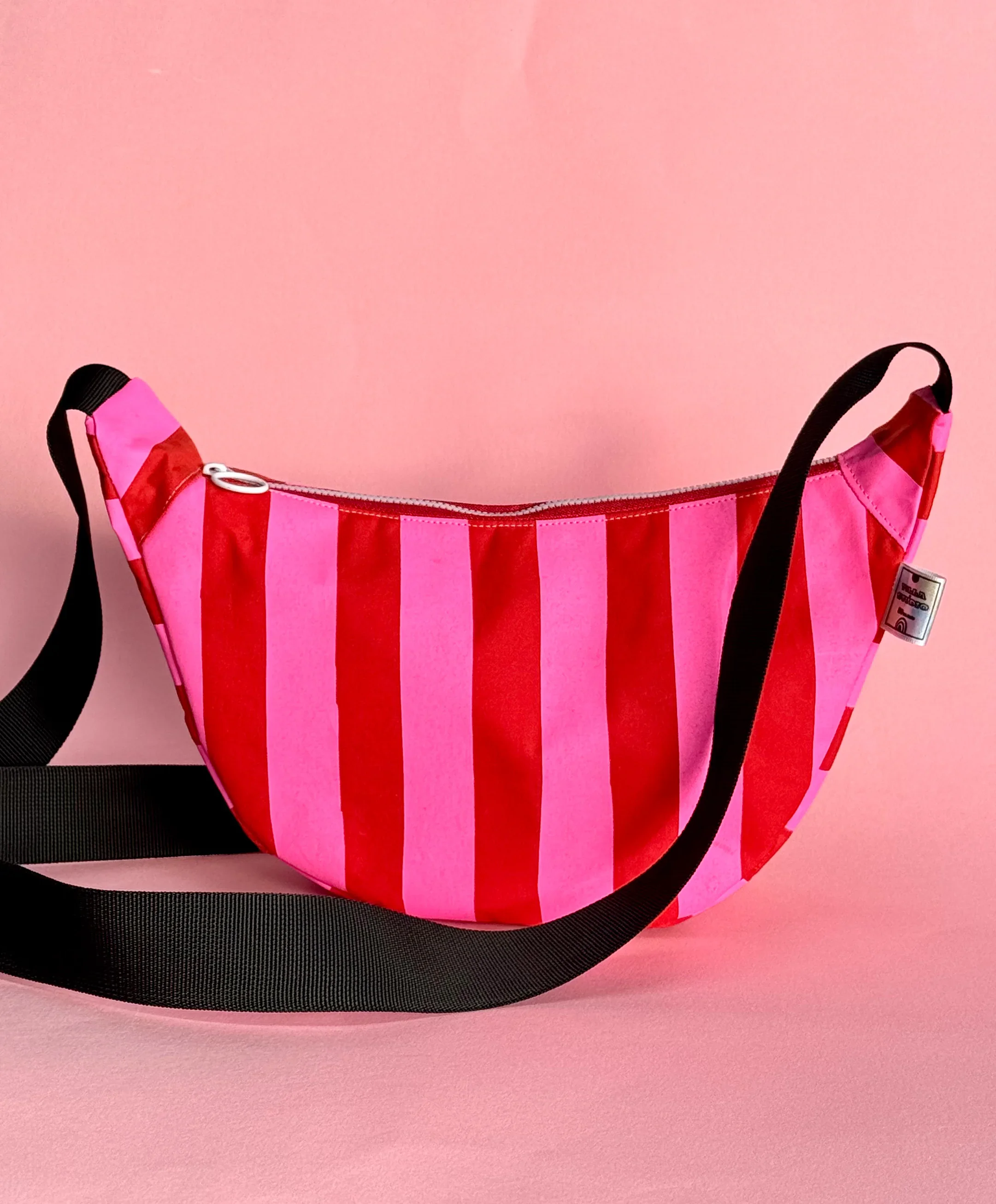 Gweni-Gwyllt-Crossbody-Red-and-Pink-Stripe.webp
