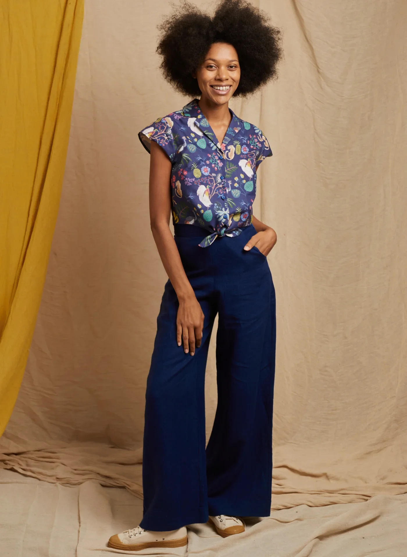 Peggy-NavyParadise Top.jpg.webp