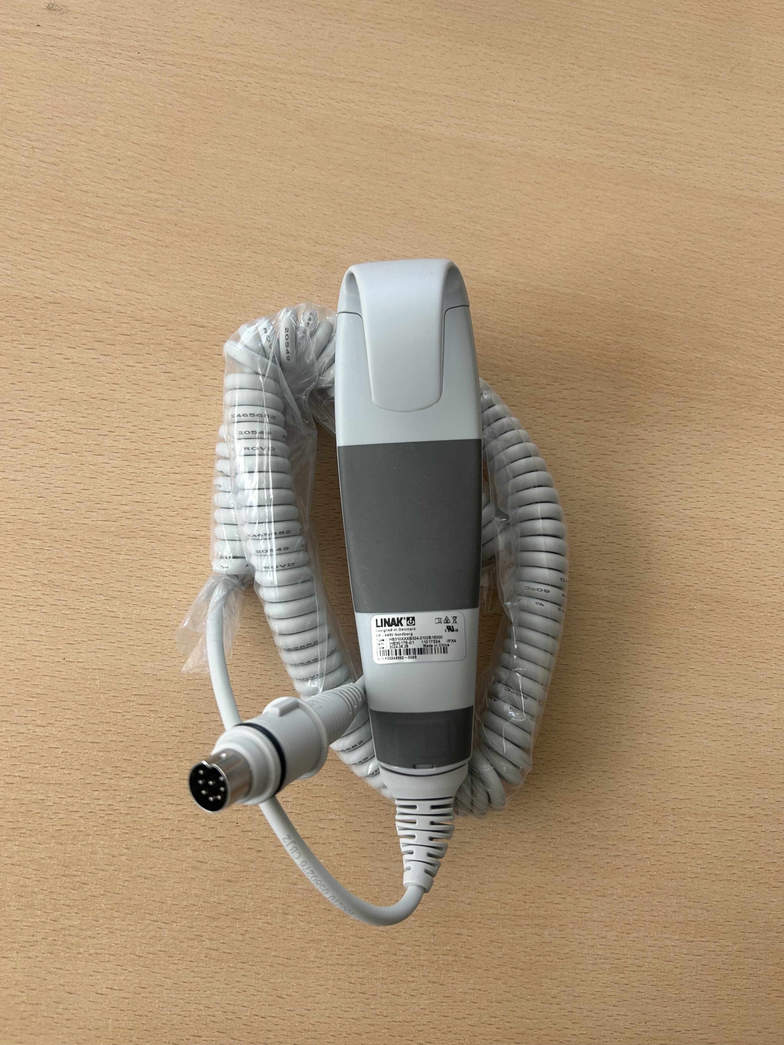 Oxford smart 2 button handset back