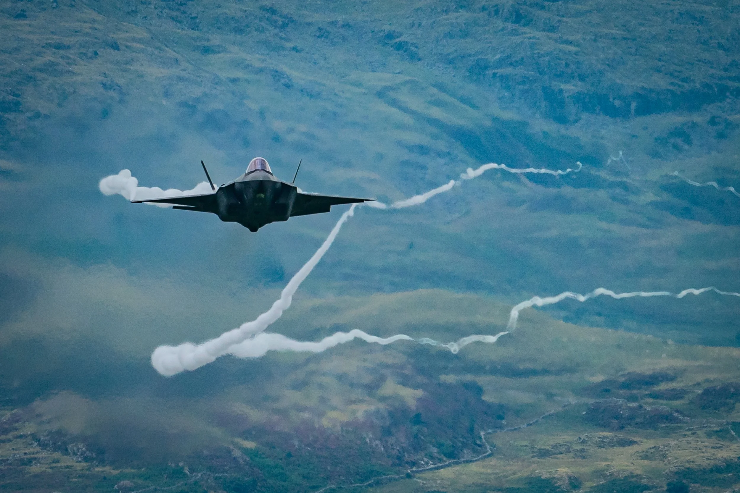 Mach Loop lightened-1.jpg