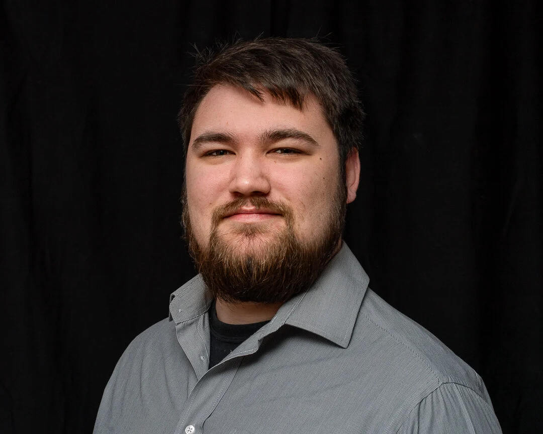 headshot Andrew-1.jpg