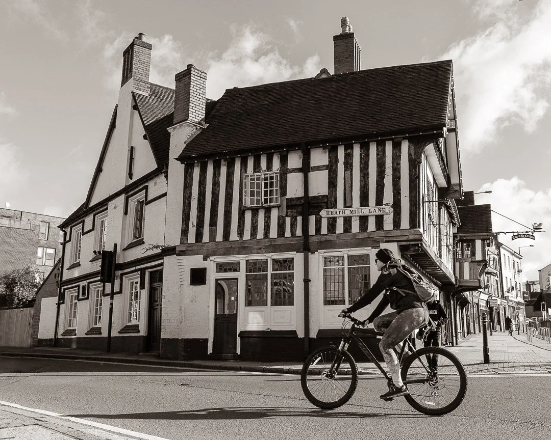 Old Crown Pub 02-1.jpg