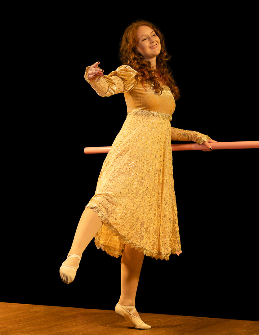 Julia Shoot-1.jpg